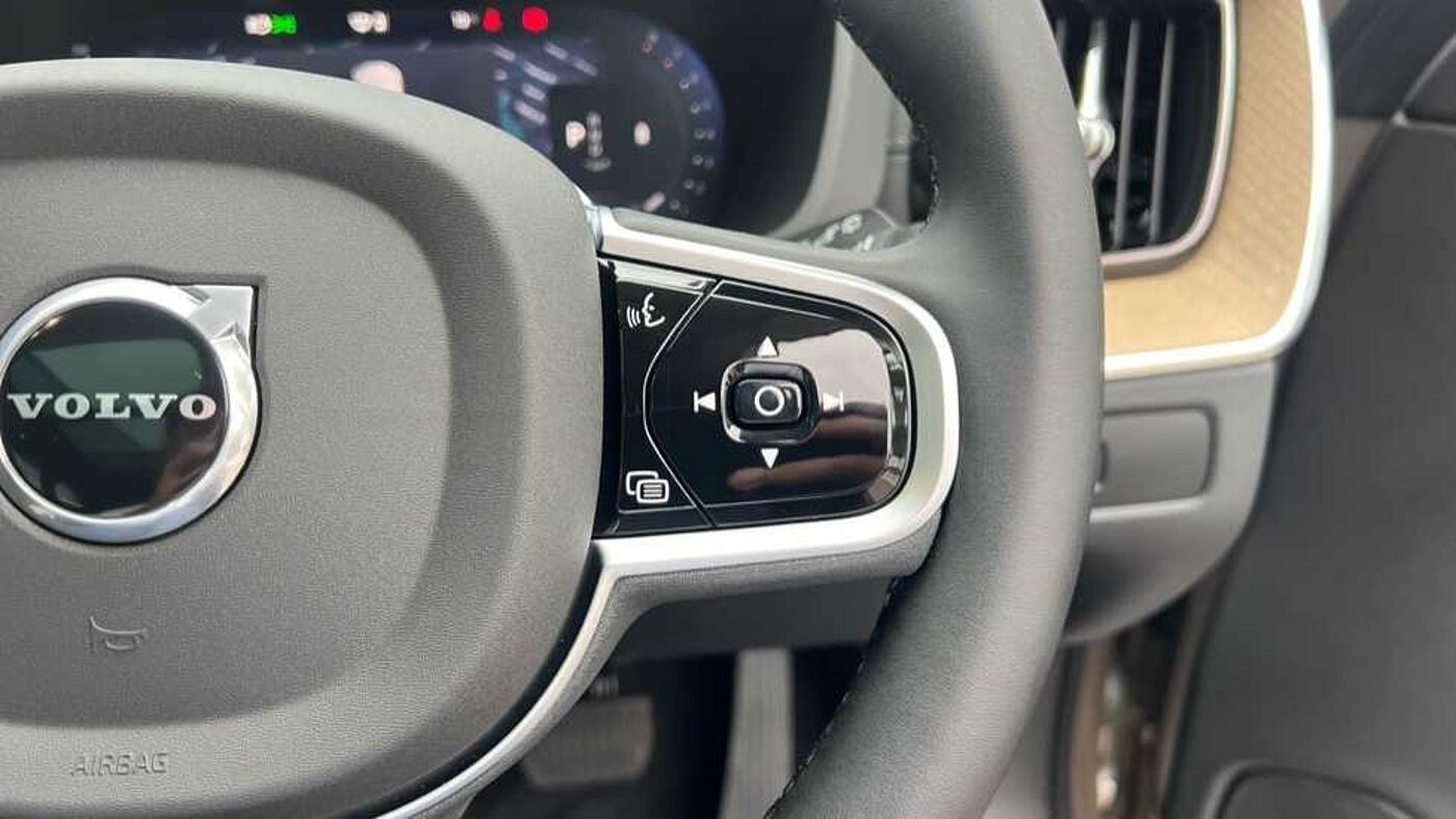 Used Volvo XC60 2025 for sale - 75929381: Photo 21