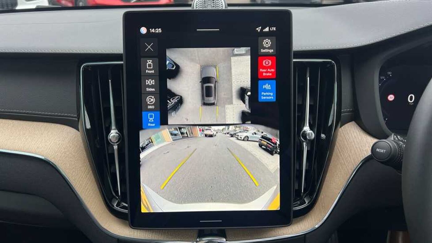 Used Volvo XC60 2025 for sale - 75929381: Photo 24