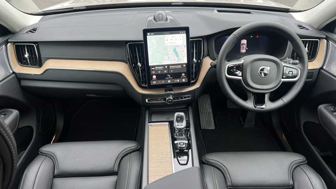 Used Volvo XC60 2025 for sale - 75929381: Photo 4