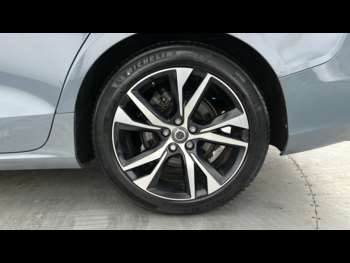 Used Volvo V60 2022 for sale - 74633086: Photo