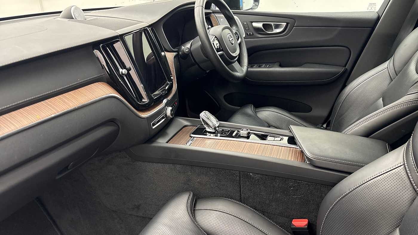 Used Volvo XC60 2022 for sale - 77755155: Photo 6