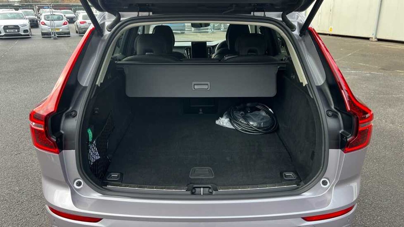 Used Volvo XC60 2025 for sale - 77145360: Photo 17