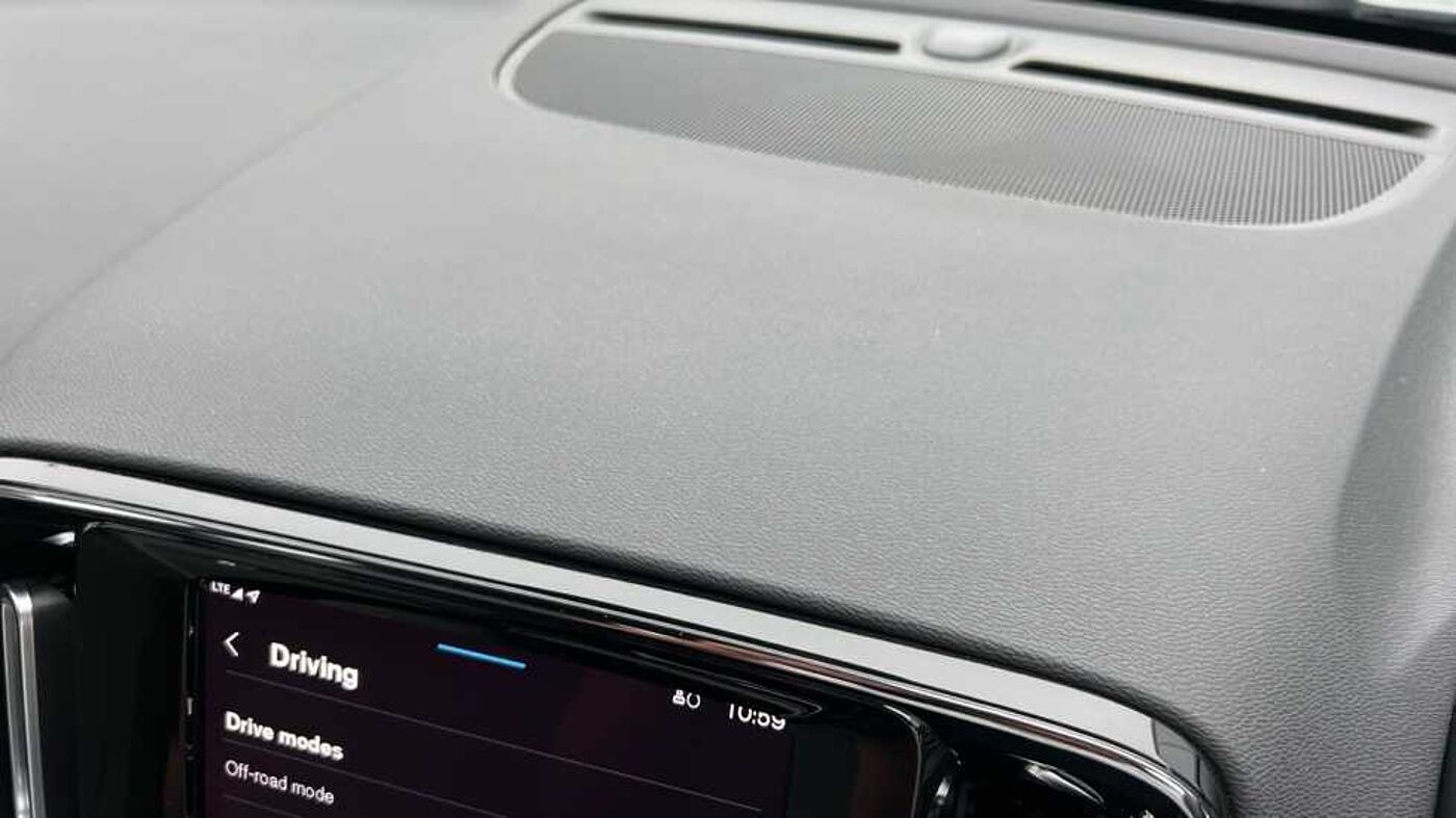 Used Volvo XC40 2023 for sale - 76154269: Photo 14