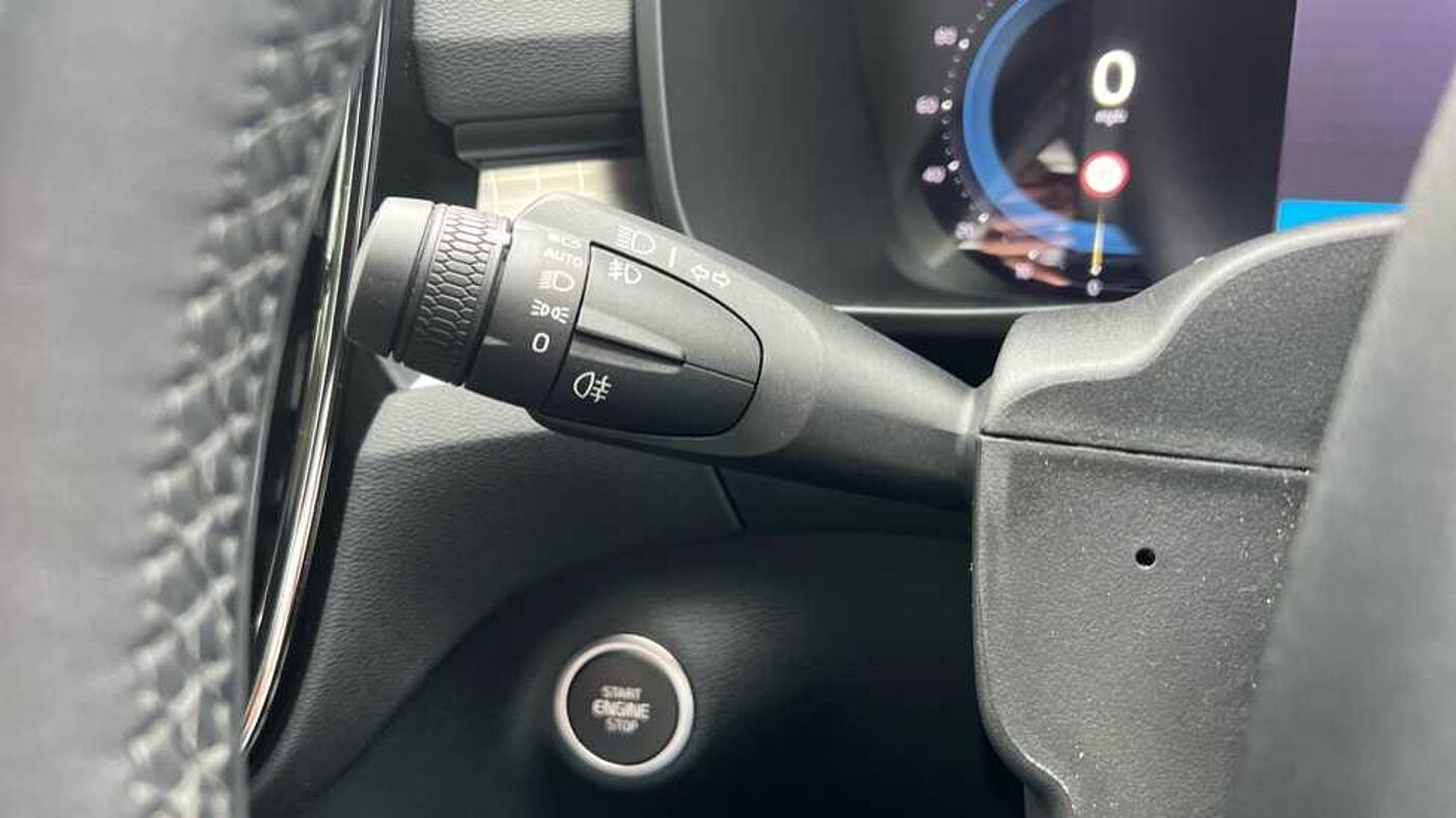 Used Volvo XC40 2023 for sale - 76154269: Photo 18