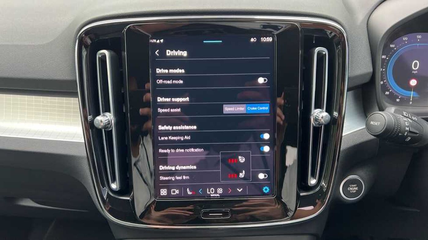 Used Volvo XC40 2023 for sale - 76154269: Photo 21