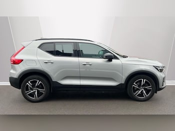 Used Volvo XC40 2023 for sale - 76154269: Photo