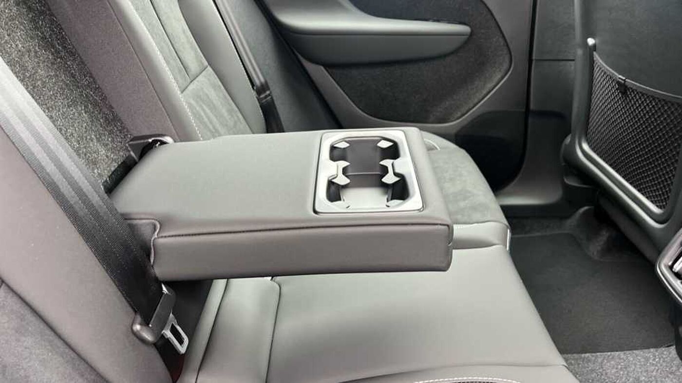 Used Volvo XC40 2025 for sale - 76551811: Photo 11