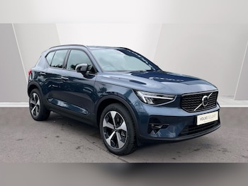 2025 (75) - 2.0 B3P Plus Dark 5dr Auto