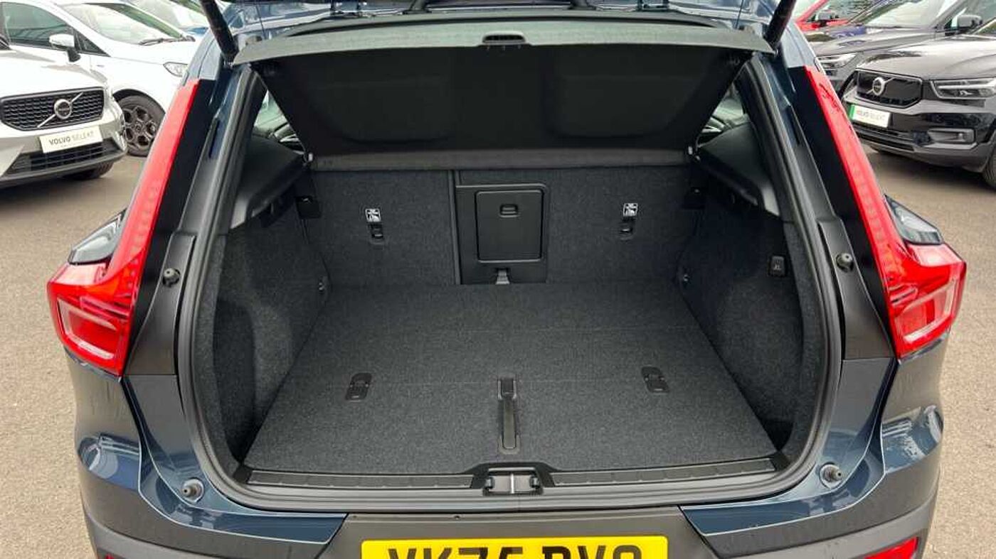 Used Volvo XC40 2025 for sale - 76551811: Photo 8