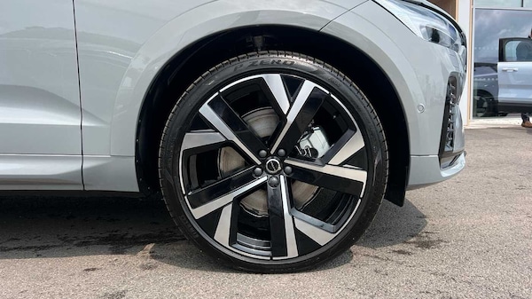 Used Volvo XC60 2025 for sale - 74812045: Photo 10