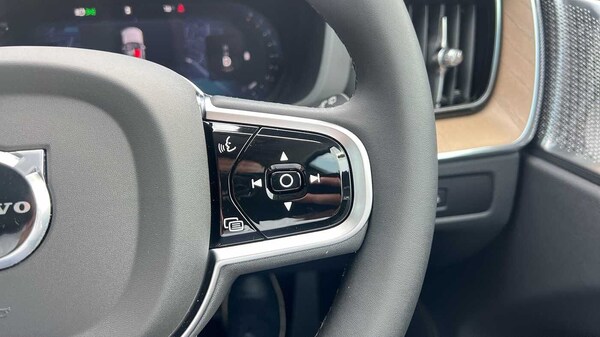 Used Volvo XC60 2025 for sale - 74812045: Photo 23
