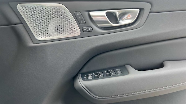 Used Volvo XC60 2025 for sale - 74812045: Photo 29