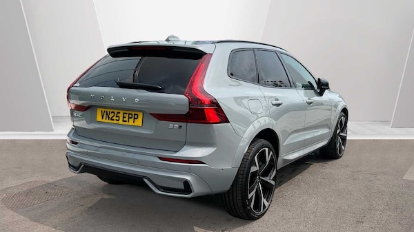 Used Volvo XC60 2025 for sale - 74812045: Photo 2