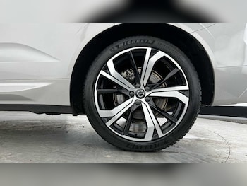 Used Volvo XC60 2022 for sale - 77739503: Photo