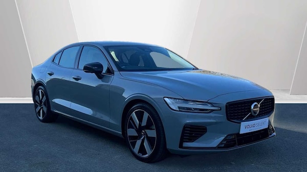 Used Volvo S60 2025 for sale - 74162240: Photo 1
