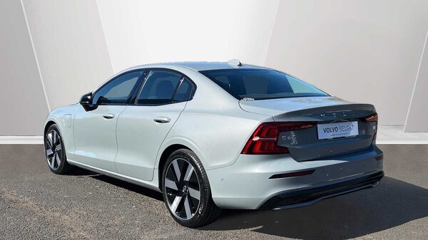Used Volvo S60 2025 for sale - 74162240: Photo 2