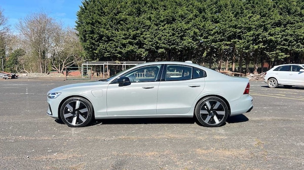 Used Volvo S60 2025 for sale - 74162240: Photo 9
