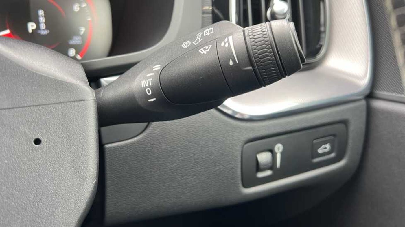 Used Volvo XC60 2021 for sale - 76635329: Photo 16