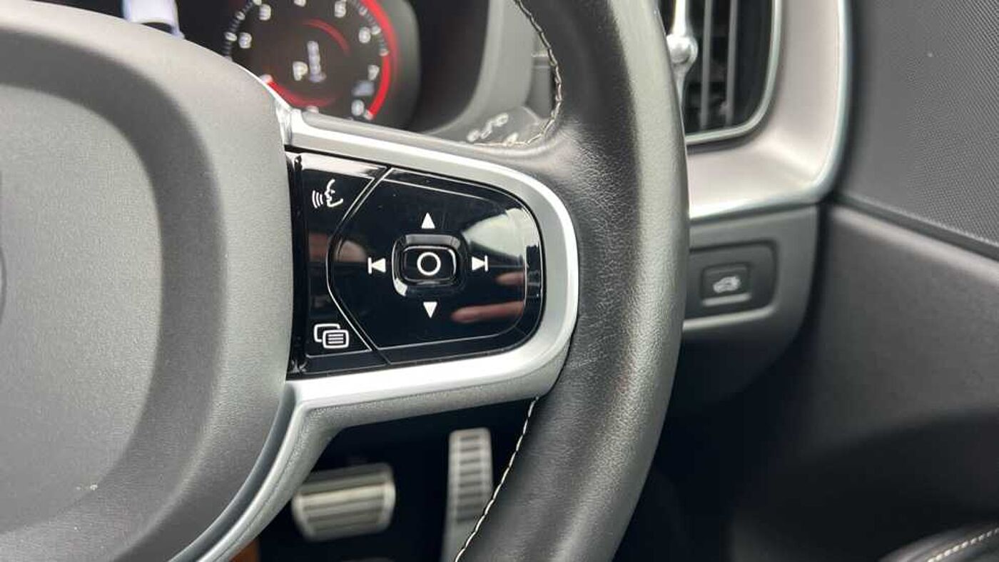 Used Volvo XC60 2021 for sale - 76635329: Photo 17