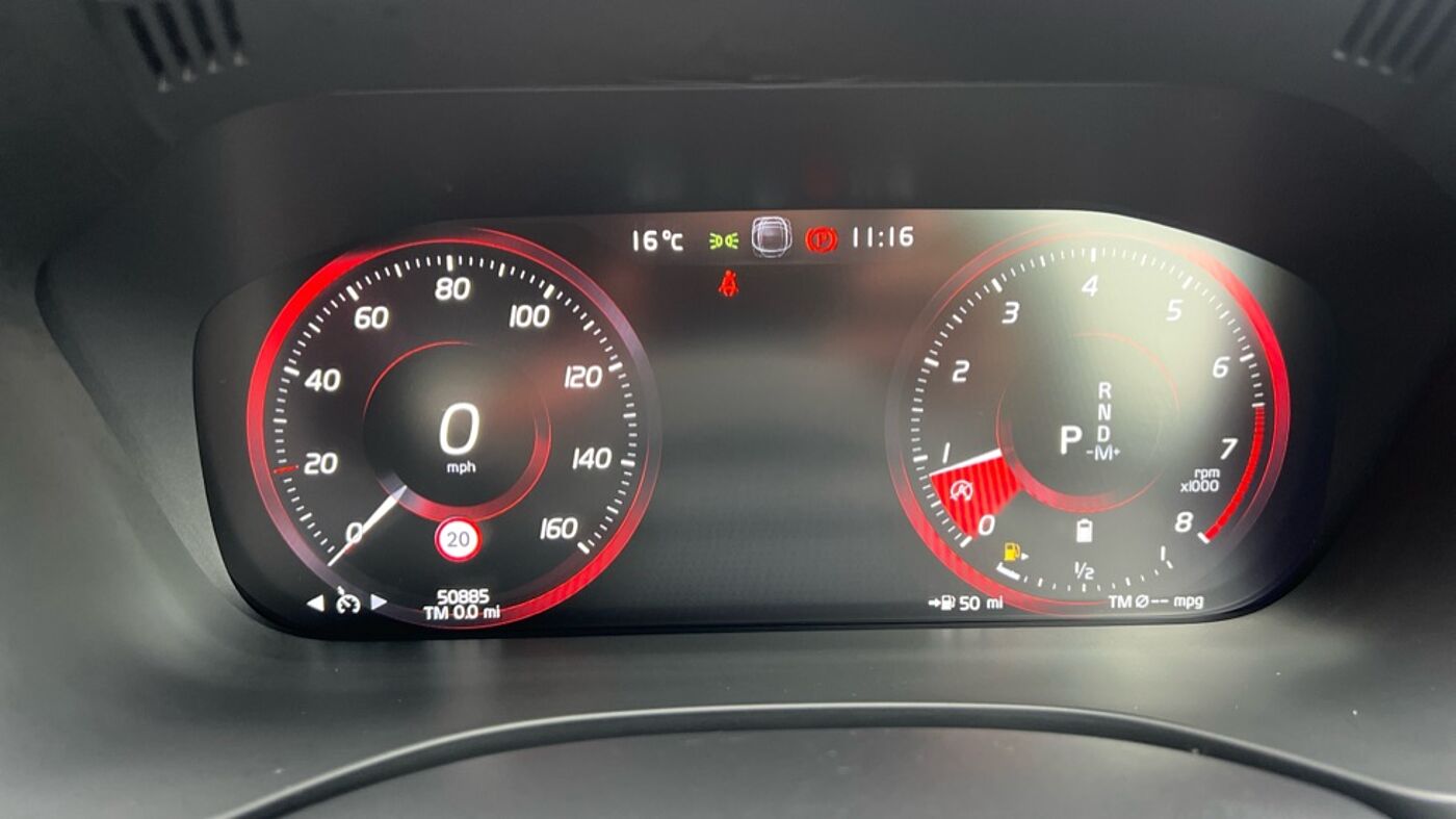 Used Volvo XC60 2021 for sale - 76635329: Photo 7