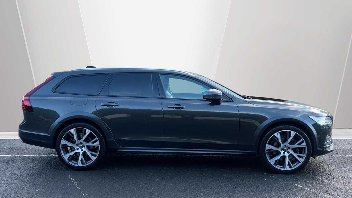 Used Volvo V90 2021 for sale - 77177264: Photo 3