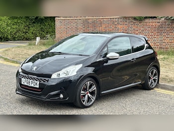 Used Peugeot 208 2018 for sale - 79070982: Photo