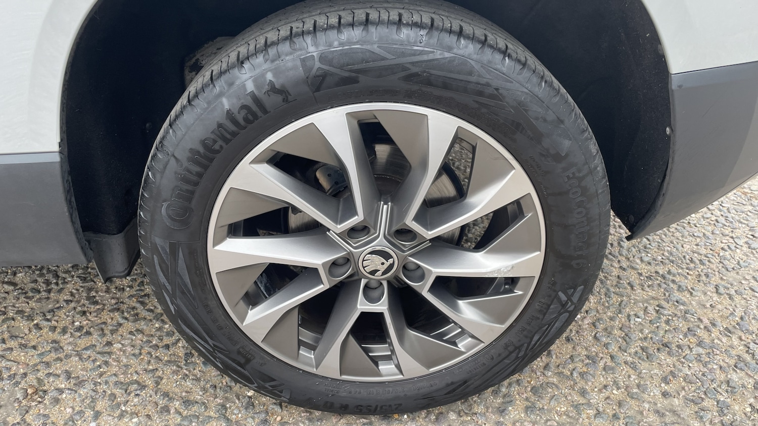 Used Skoda Karoq 2021 for sale - 76172340: Photo 10