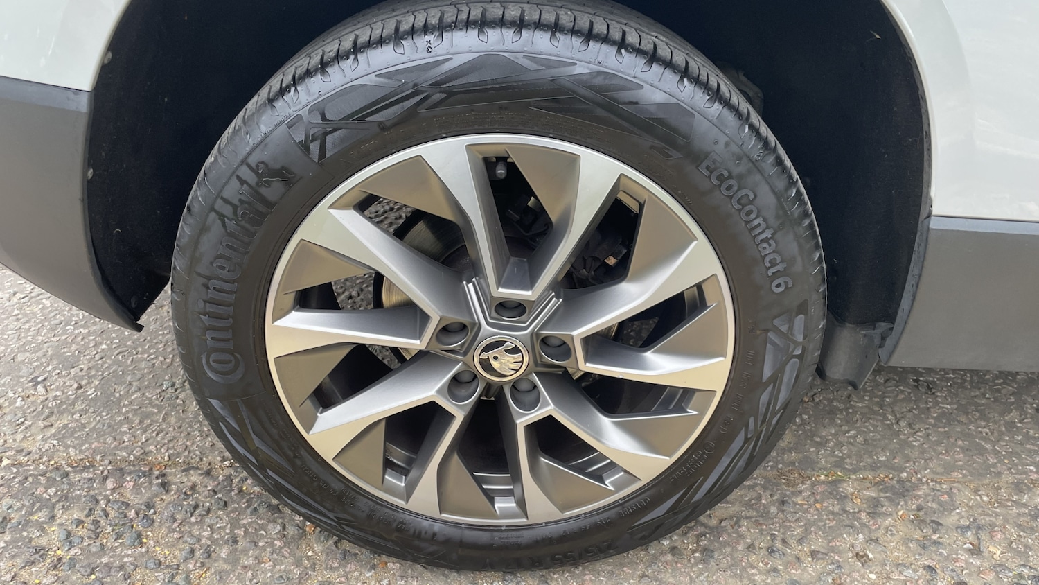 Used Skoda Karoq 2021 for sale - 76172340: Photo 11