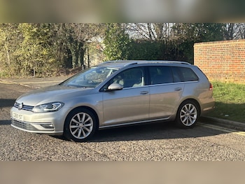 Used Volkswagen Golf 2020 for sale - 76615095: Photo