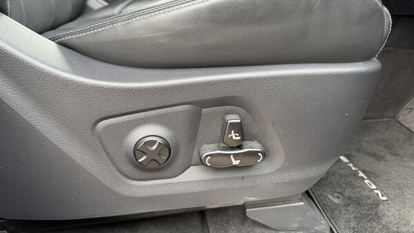 Used Ssangyong Rexton 2022 for sale - 76095901: Photo 14