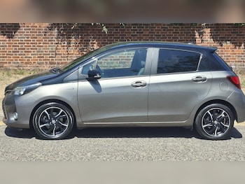 Used Toyota Yaris 2017 for sale - 79140434: Photo