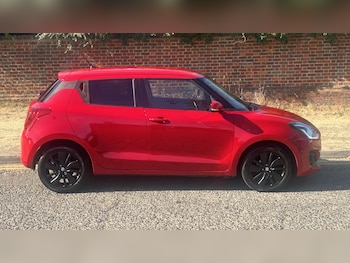 Used Suzuki Swift 2018 for sale - 79490308: Photo