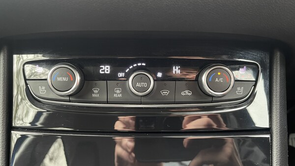 Used Vauxhall Grandland X 2018 for sale - 75442790: Photo 21