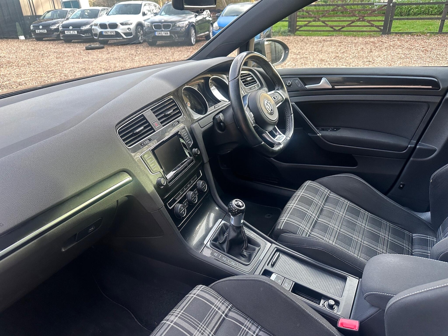 Used Volkswagen Golf 2013 for sale - 76561352: Photo 9