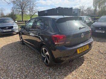 Used Volkswagen Polo 2018 for sale - 77926295: Photo