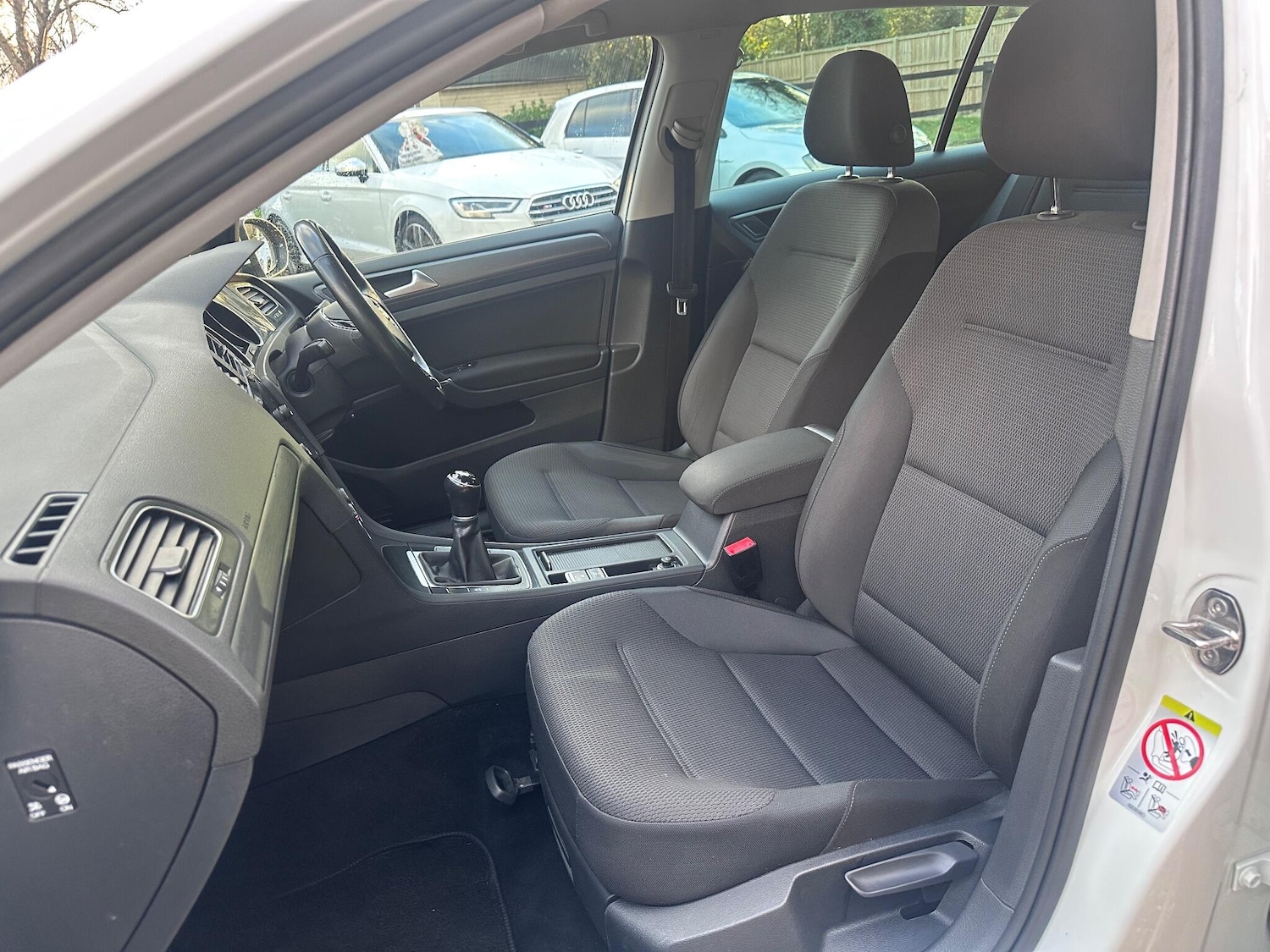 Used Volkswagen Golf for sale - 76700584: Photo 34