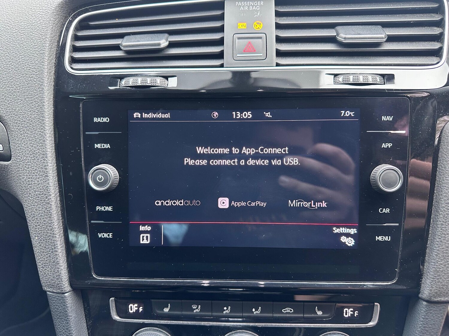 Used Volkswagen Golf 2017 for sale - 76666957: Photo 30