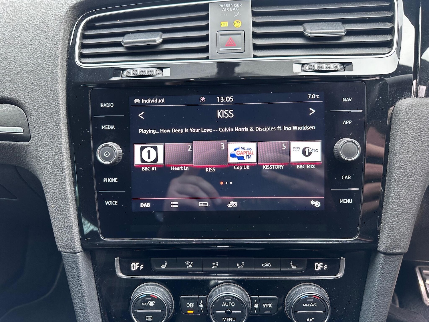 Used Volkswagen Golf 2017 for sale - 76666957: Photo 32