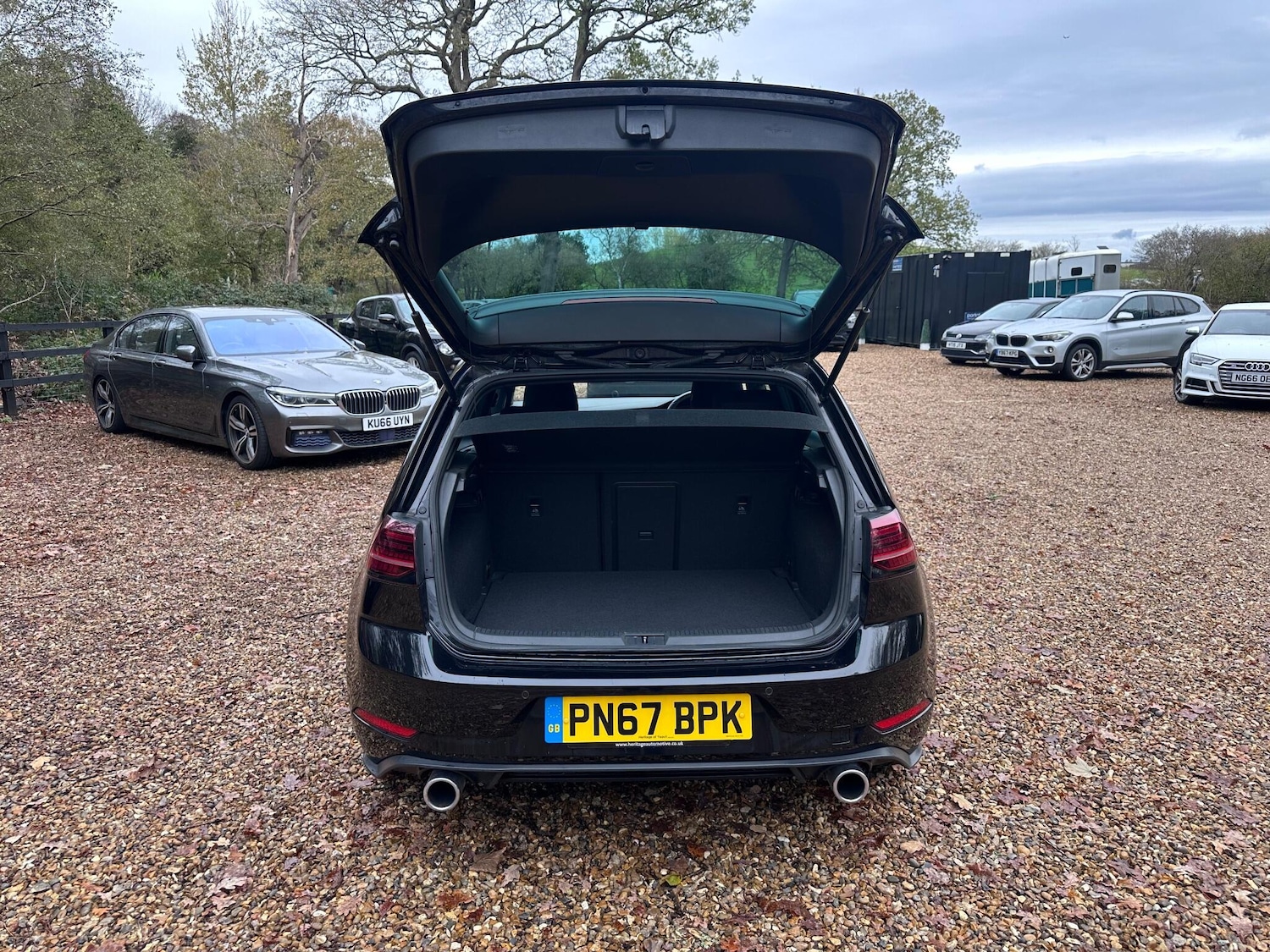 Used Volkswagen Golf 2017 for sale - 76666957: Photo 35