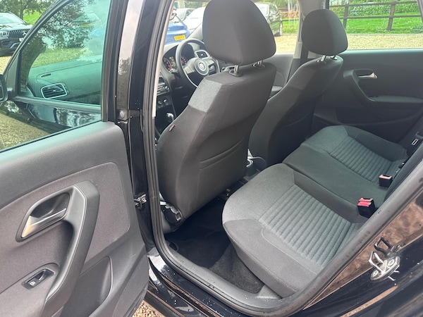 Used Volkswagen Polo 2014 for sale - 76306686: Photo 14