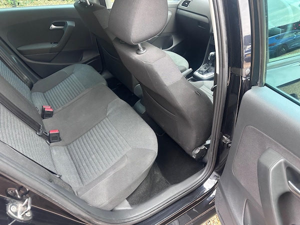 Used Volkswagen Polo 2014 for sale - 76306686: Photo 16
