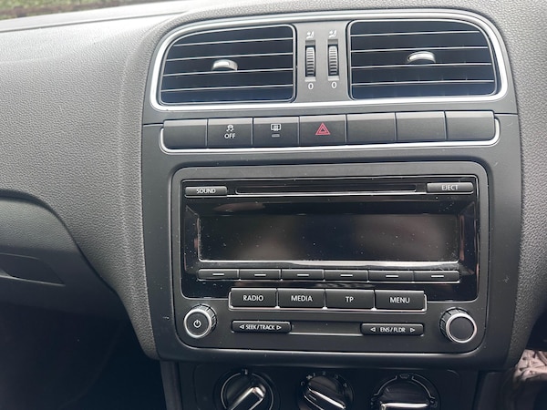 Used Volkswagen Polo 2014 for sale - 76306686: Photo 25
