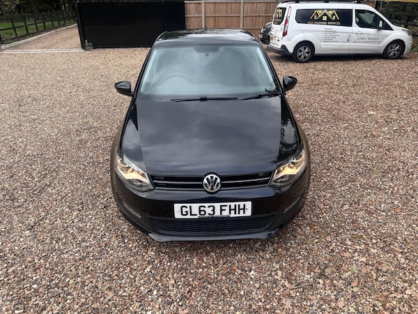 Used Volkswagen Polo 2014 for sale - 76306686: Photo 2