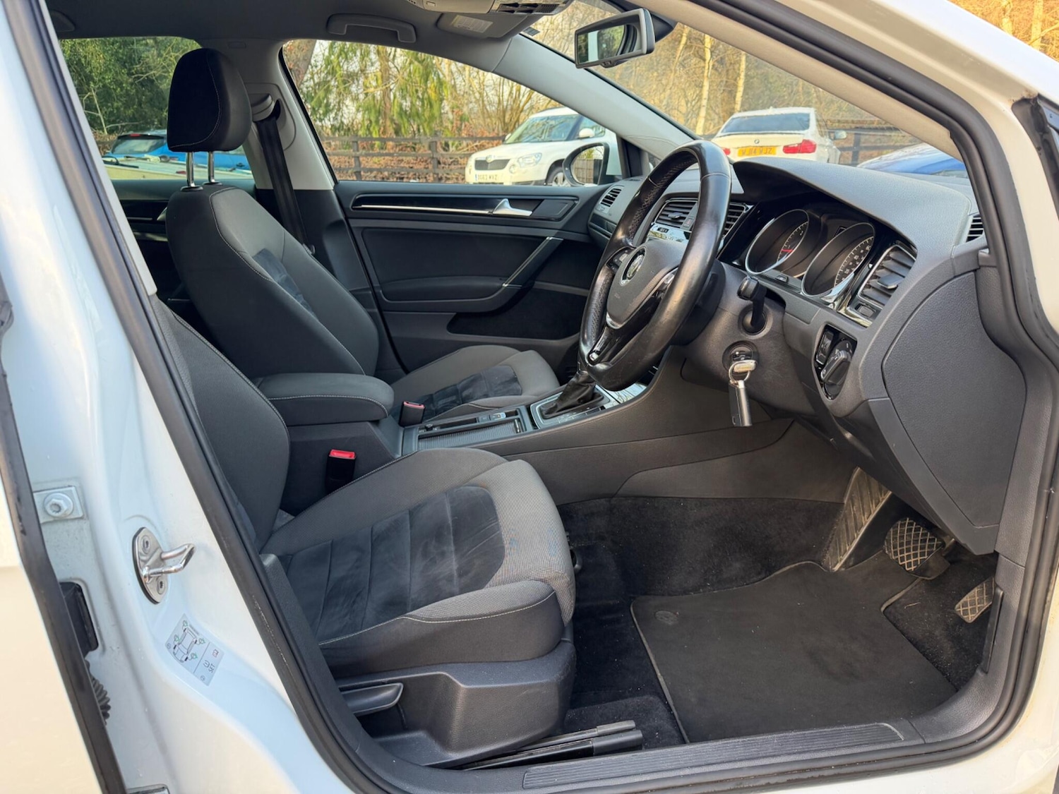 Used Volkswagen Golf 2013 for sale - 77305938: Photo 16