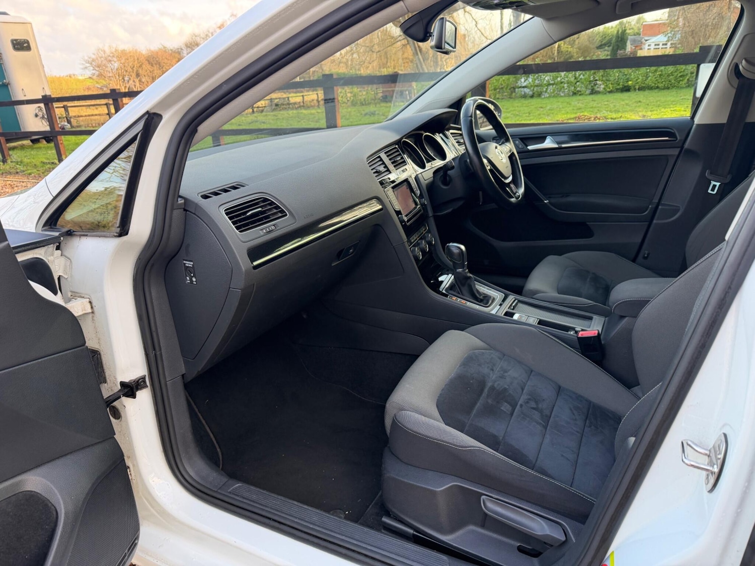 Used Volkswagen Golf 2013 for sale - 77305938: Photo 36