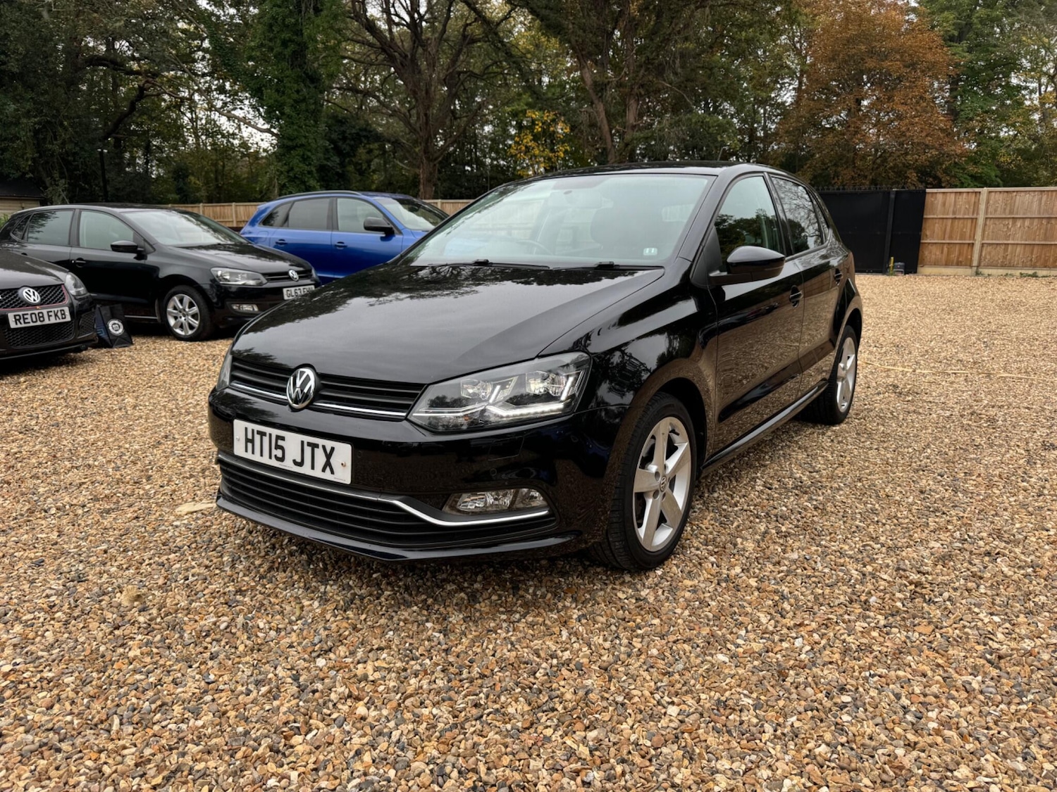 Used Volkswagen Polo 2015 for sale - 76317992: Photo 3
