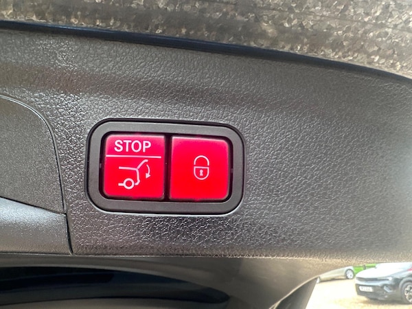 Used Mercedes-Benz GLE 2021 for sale - 76270858: Photo 18