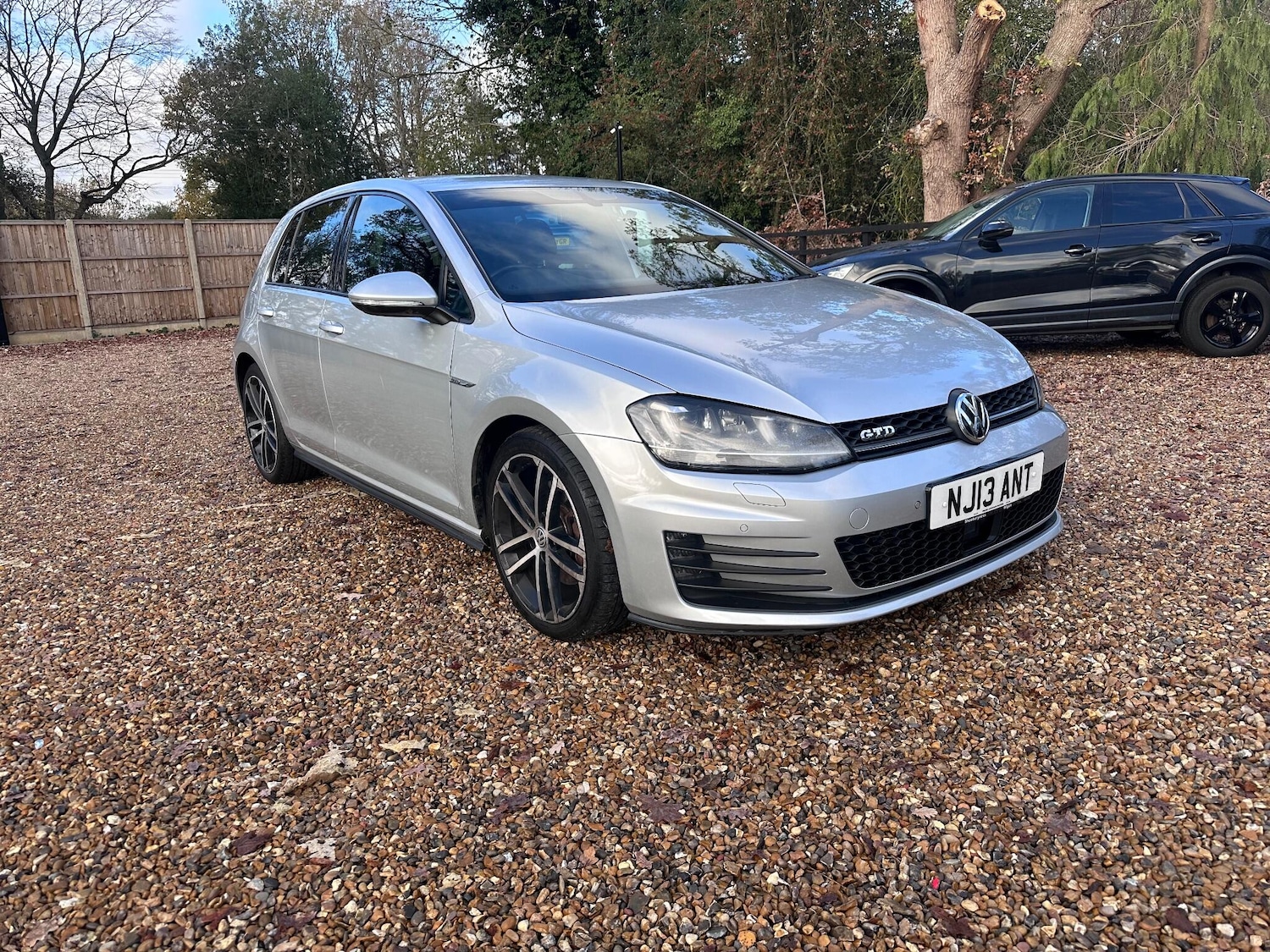 Used Volkswagen Golf for sale - 76701940: Photo 1