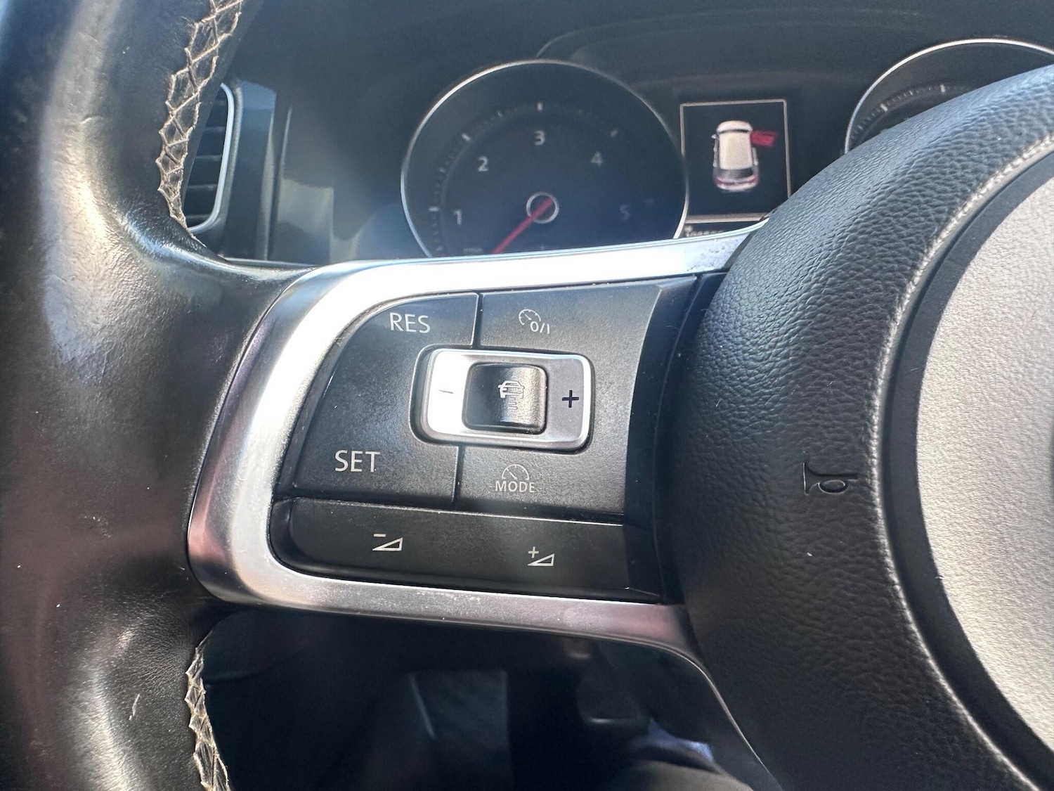 Used Volkswagen Golf for sale - 76701940: Photo 25