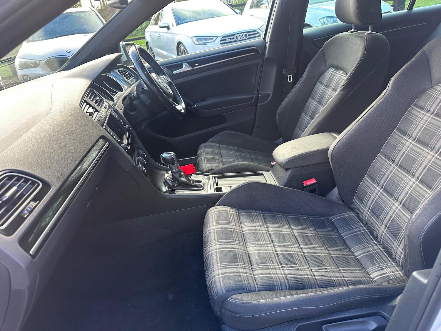 Used Volkswagen Golf for sale - 76701940: Photo 36